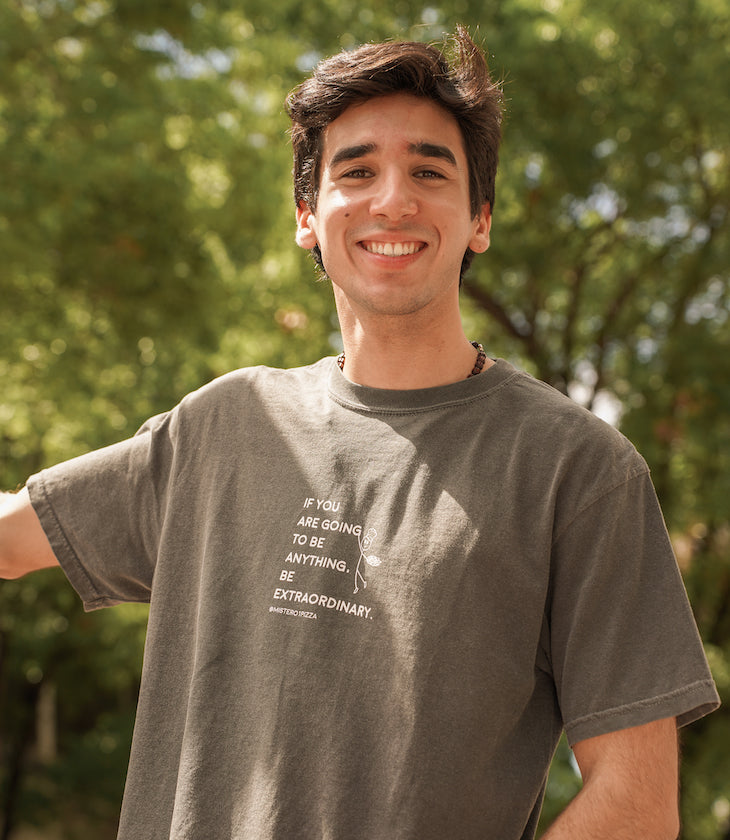 "Be Extraordinary" Tee - Gray